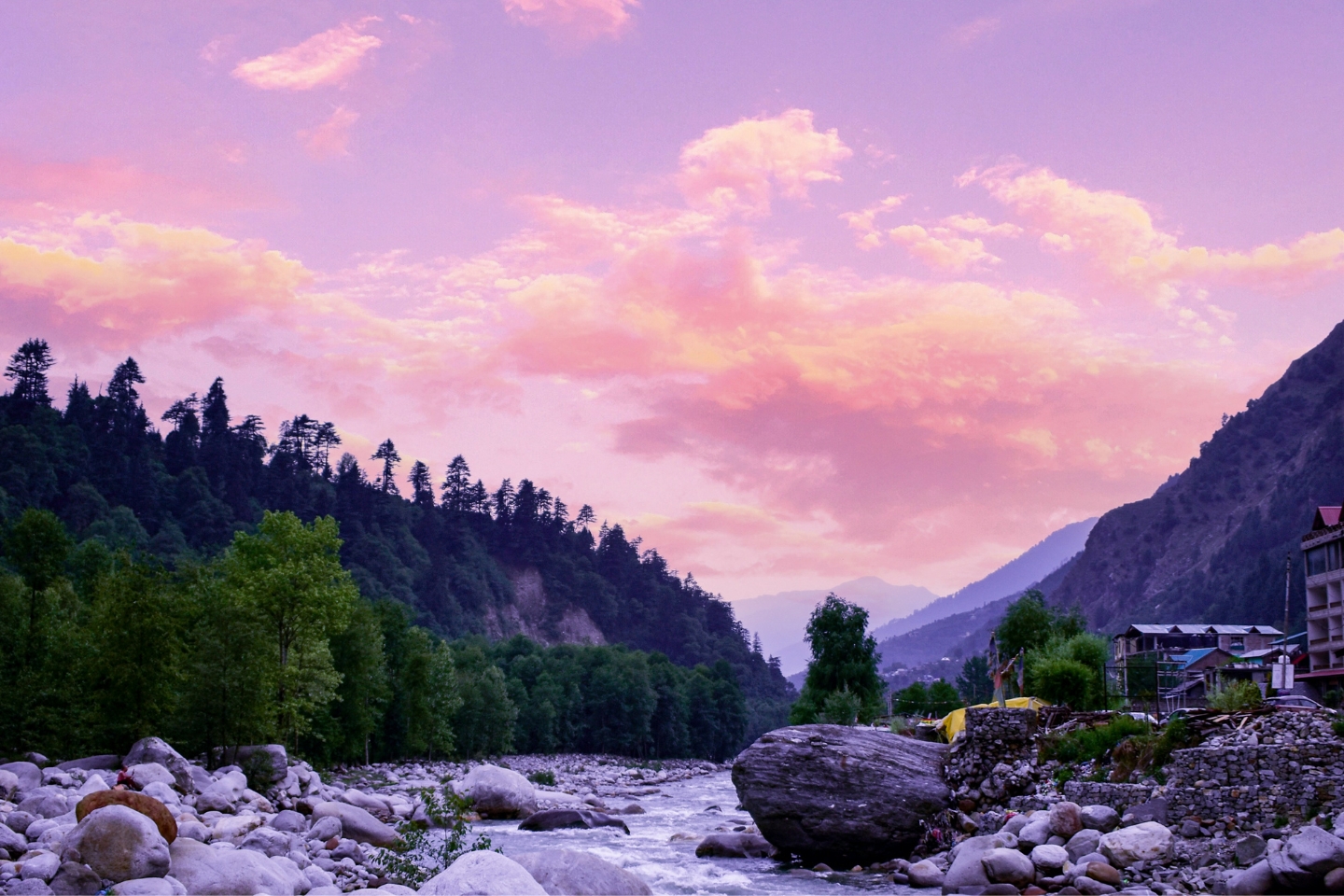 Manali: Himalayan Adventure Hub